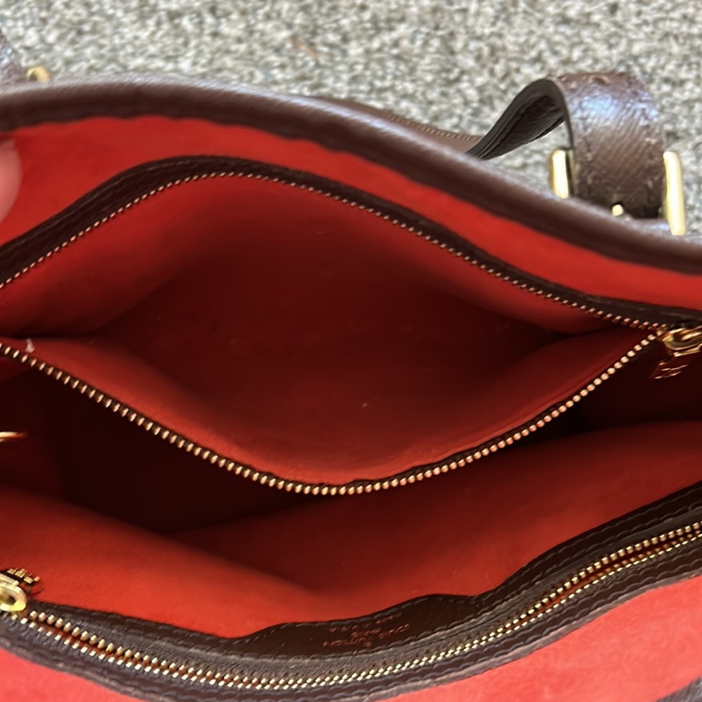 Authentic Louis Vuitton Damier Marais bucket bag 💕 - Picture 5 of 13